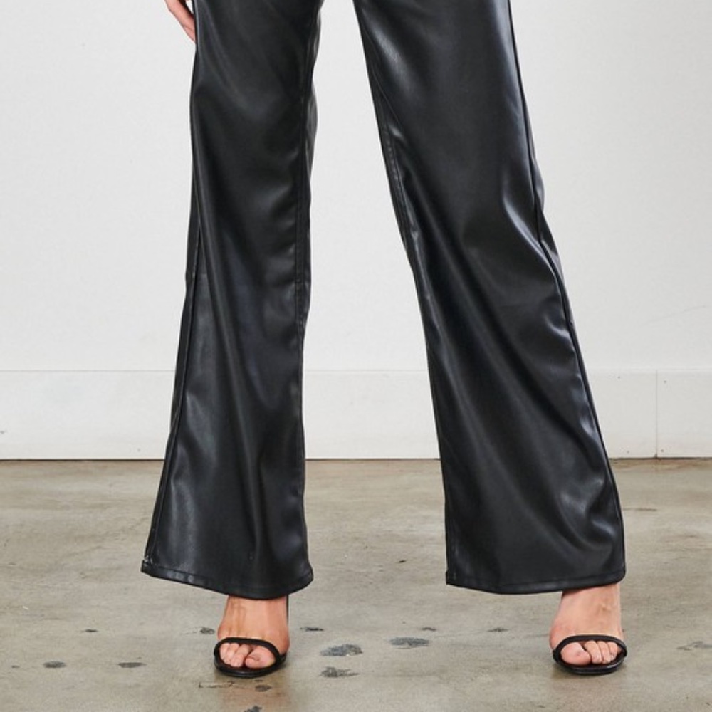 VEGAN LEATHER WIDE LEG PANT - Picture 3 of 10